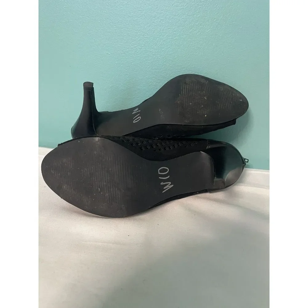 Black Faux Suede Cutout Slingback Block‎ Heel Size 8. S-330